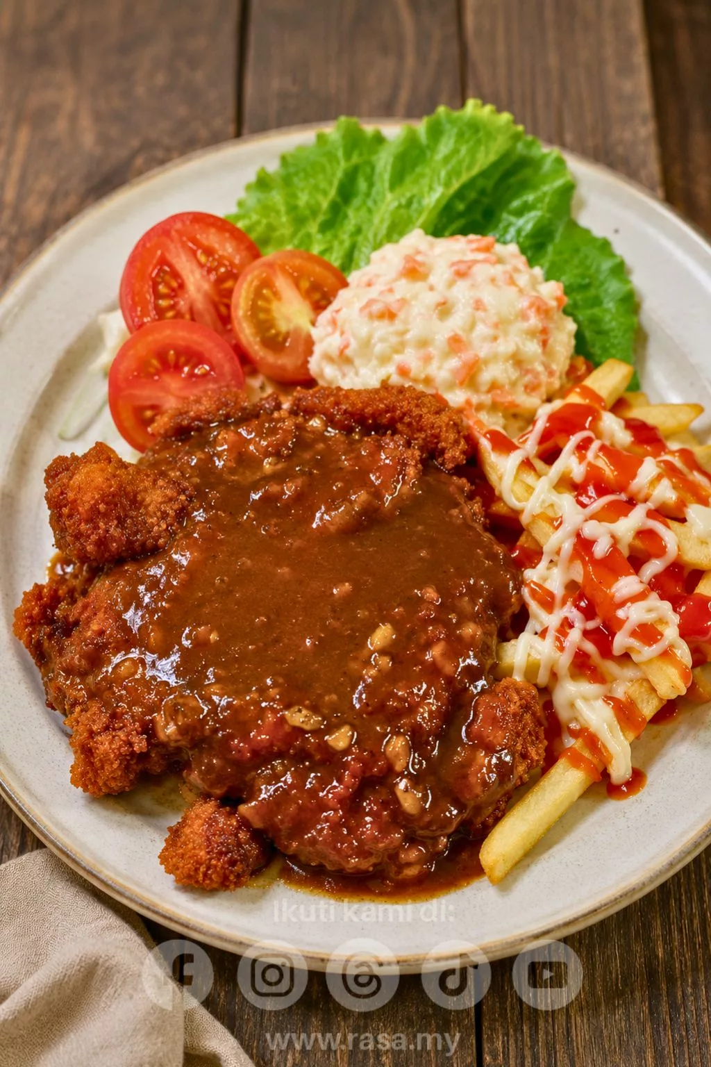 Chicken Chop Homemade Sedap. Resipi Mudah Lengkap Dengan Sos Lada Hitam Pekat & Coleslaw