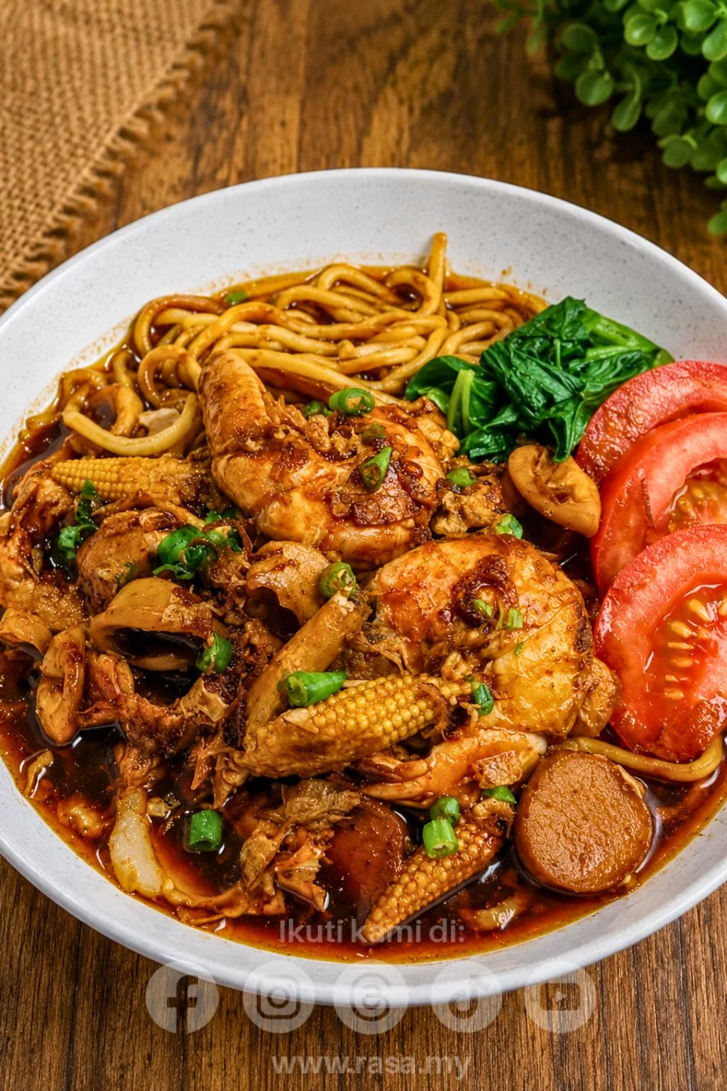 Resipi Mi Hailam Kuah Pekat Paling Sedap! Sekali Masak, Puas Makan Seisi Keluarga 5 mi hailam sedap