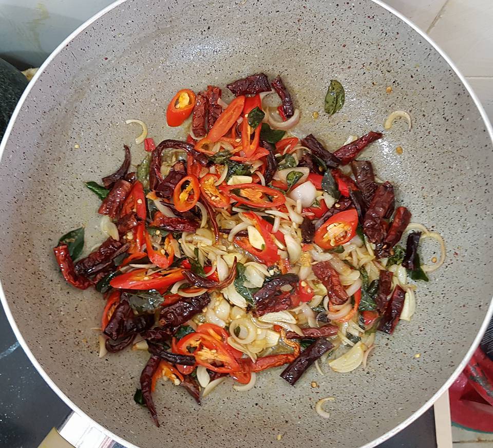 Ayam Masak Cili Kering, Resipi Masakan Cina Sedap, Rasa Pedas Masam Manis