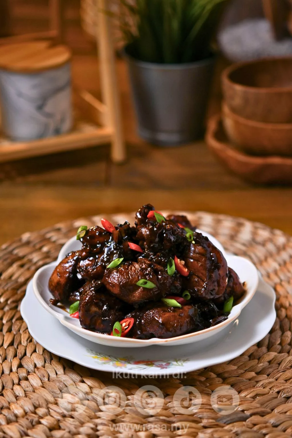 Ayam Adobo Sedap. Resipi Istimewa Filipina Yang Wajib Cuba! 4 ayam adobo