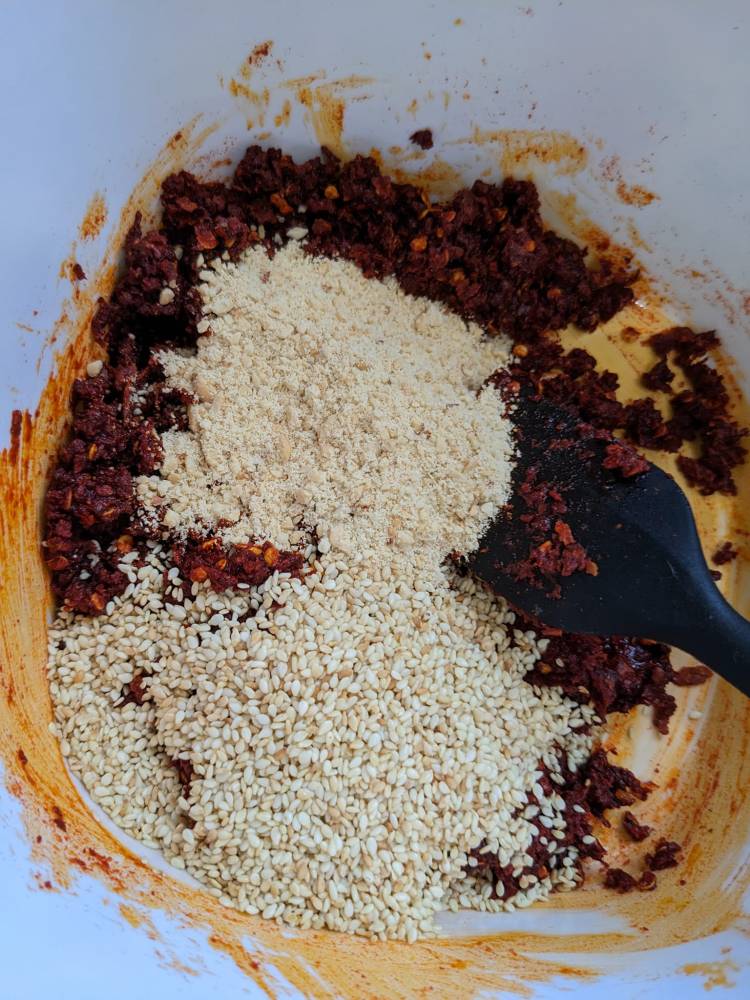 Cara Buat 'Chili Oil' Sedap, Wangi Beraroma, Tak Hangit & Tahan Lama! 5 Cara Buat 'Chili Oil' Sedap, Wangi Beraroma, Tak Hangit & Tahan Lama!