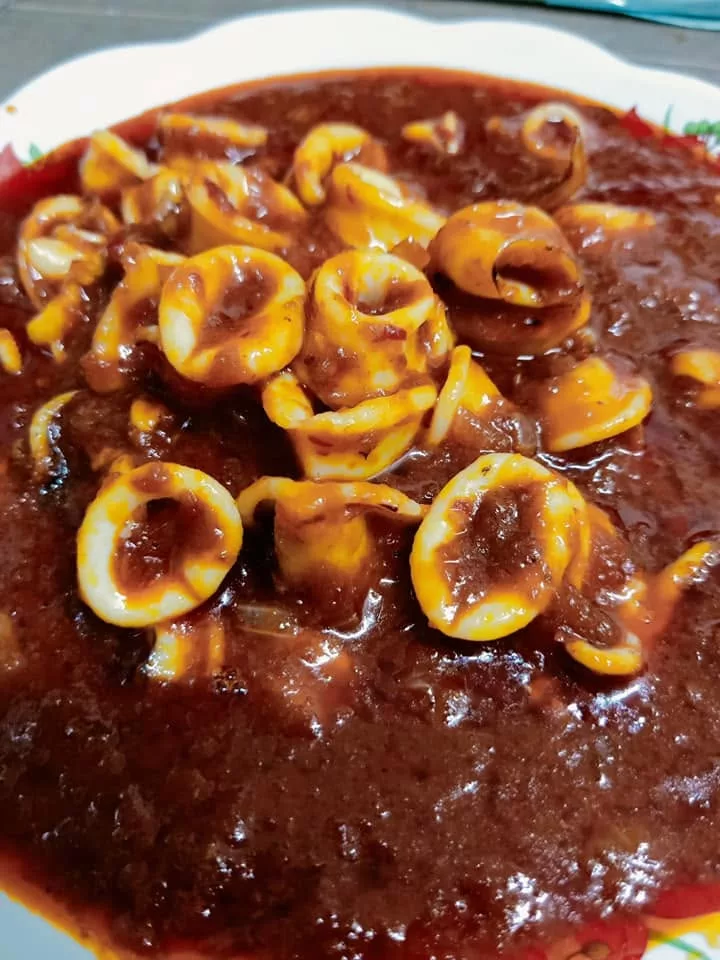 Tip Masak Sotong Jadi Pejal & Tak Berair, Ramas Dengan Garam
