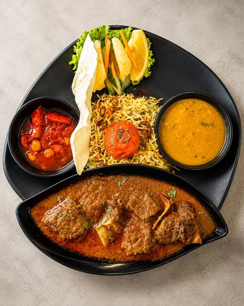Bukan Mi Kolok Je! Kuching Pun Ada Port Nasi Kandar Untuk Peminat Makanan Mamak 8 Bukan Mi Kolok Je! Kuching Pun Ada Port Nasi Kandar Untuk Peminat Makanan Mamak