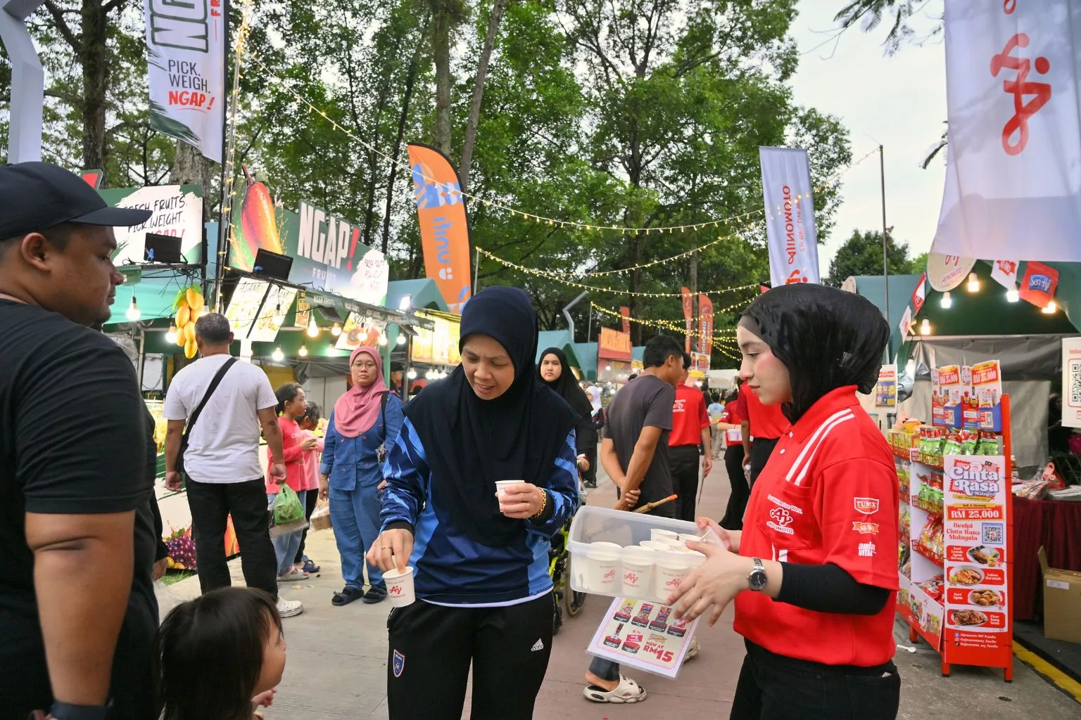 Seri-Aji® Cipta Rekod Malaysia Book of Records, Agih 2,026 Pek Nasi Goreng Kampung Di Pesta Seri Rasa Sempena Festival Budaya Malaysia 2026