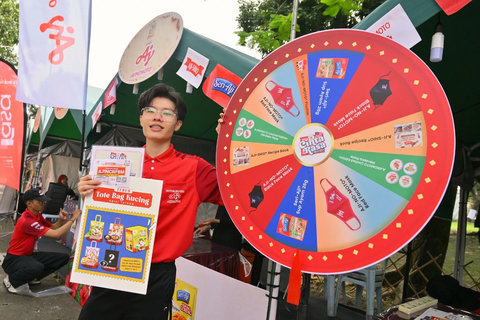 Seri-Aji® Cipta Rekod Malaysia Book of Records, Agih 2,026 Pek Nasi Goreng Kampung Di Pesta Seri Rasa Sempena Festival Budaya Malaysia 2026