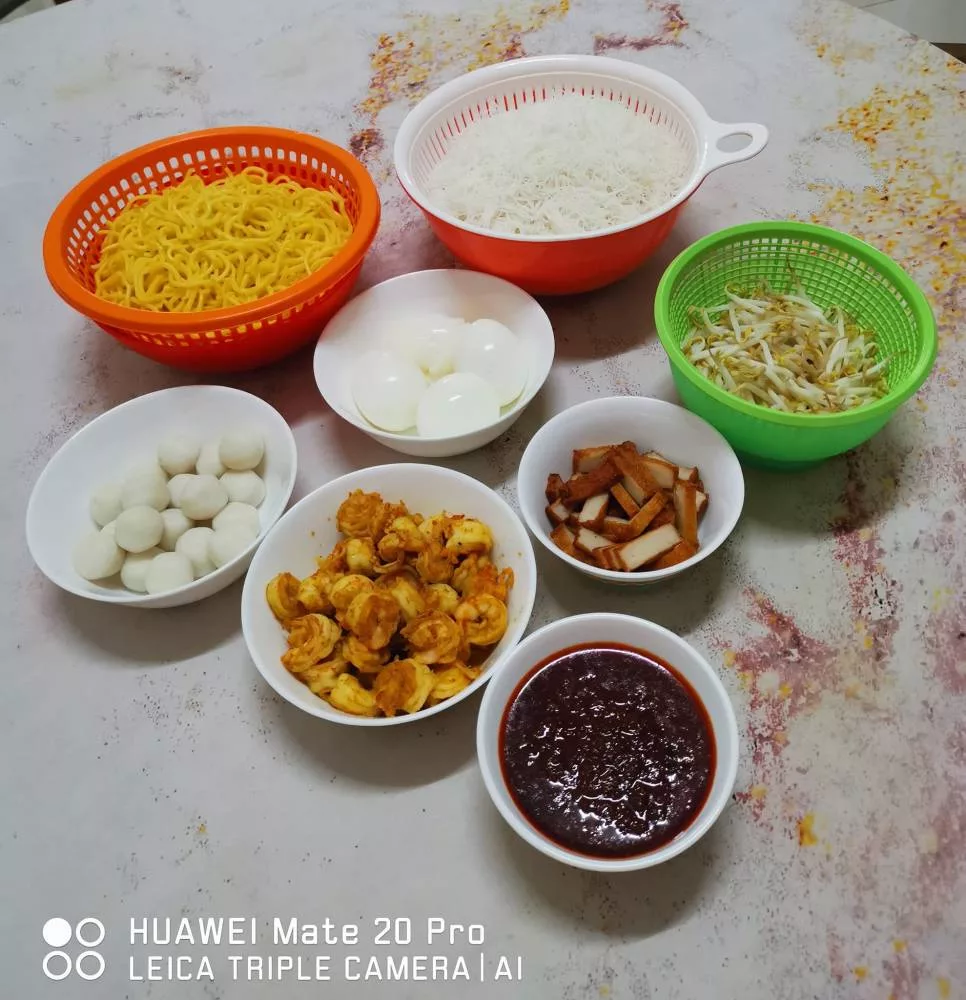 Resipi Kuah Mi Hokkien Sedap Wangi Berperisa, Masak Kulit Udang Hingga Betul-Betul Kering! 13 Resipi Kuah Mi Hokkien Sedap Wangi Berperisa, Masak Kulit Udang Hingga Betul-Betul Kering!