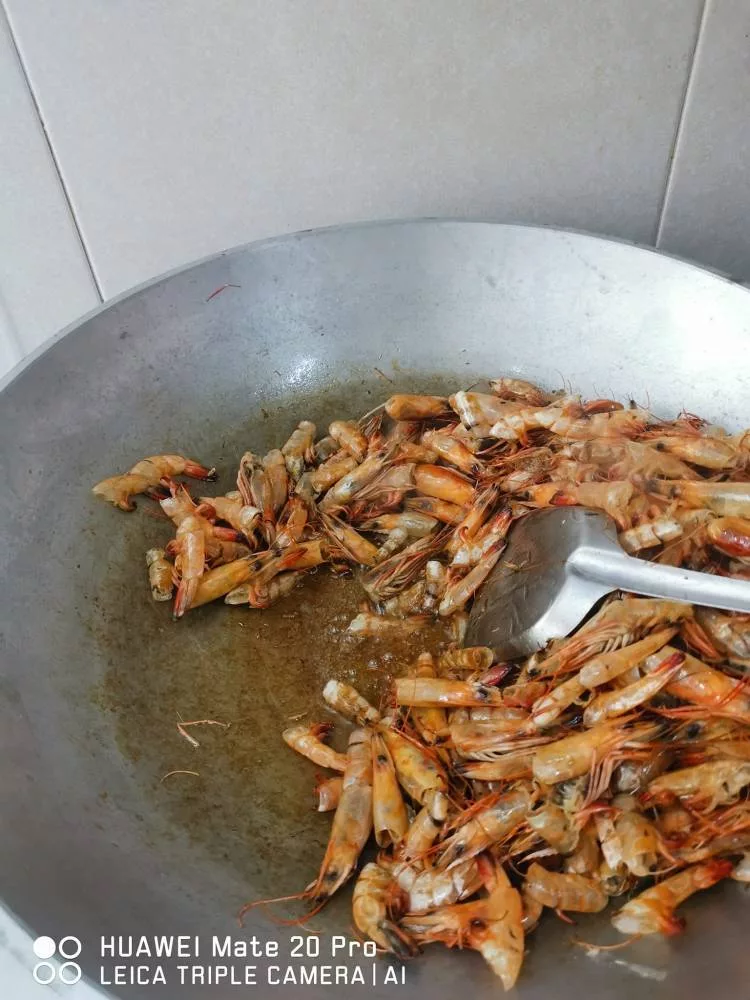 Resipi Kuah Mi Hokkien Sedap Wangi Berperisa, Masak Kulit Udang Hingga Betul-Betul Kering! 4 Resipi Kuah Mi Hokkien Sedap Wangi Berperisa, Masak Kulit Udang Hingga Betul-Betul Kering!