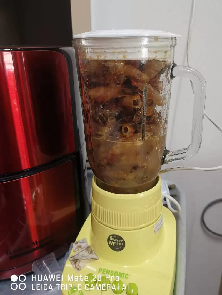 Resipi Kuah Mi Hokkien Sedap Wangi Berperisa, Masak Kulit Udang Hingga Betul-Betul Kering! 6 Resipi Kuah Mi Hokkien Sedap Wangi Berperisa, Masak Kulit Udang Hingga Betul-Betul Kering!