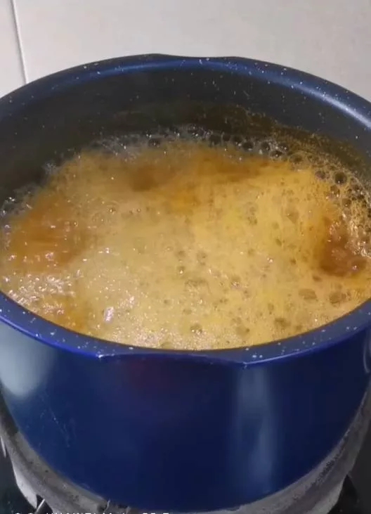 Resipi Kuah Mi Hokkien Sedap Wangi Berperisa, Masak Kulit Udang Hingga Betul-Betul Kering! 8 Resipi Kuah Mi Hokkien Sedap Wangi Berperisa, Masak Kulit Udang Hingga Betul-Betul Kering!