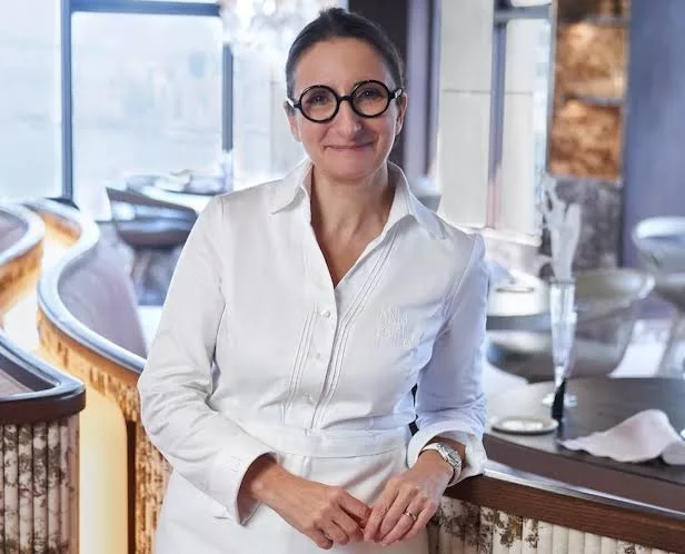 Ini 8 Chef Terkenal Dunia Yang Hebat & Menjadi Inspirasi Dalam Bidang Kulinari 5 Ini 8 Chef Terkenal Dunia Yang Hebat & Menjadi Inspirasi Dalam Bidang Kulinari