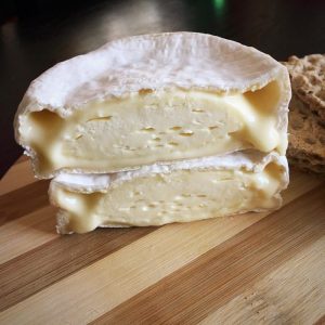 Ratu Cheese Maker Satu-satunya Keju Buatan Malaysia