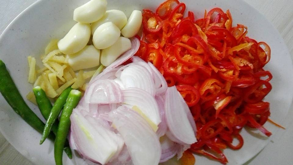 Lauk Kampung Ikan Temenung Goreng Masak Asam 9 Lauk Kampung Ikan Temenung Goreng Masak Asam