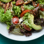 menu sihat salad avokado