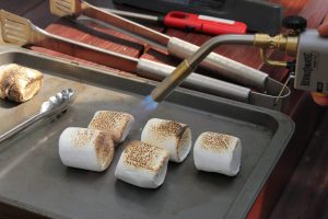 Jenis-Jenis Masakan Boleh Guna Pakai Blowtorch, No. 5 Paling Digemari! 6 Jenis-Jenis Masakan Boleh Guna Pakai Blowtorch, No. 5 Paling Digemari!