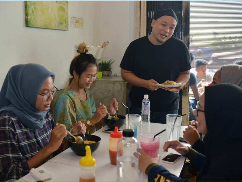 Chicken Rice Guys Penuhi Selera Muhibbah Rakyat Malaysia 