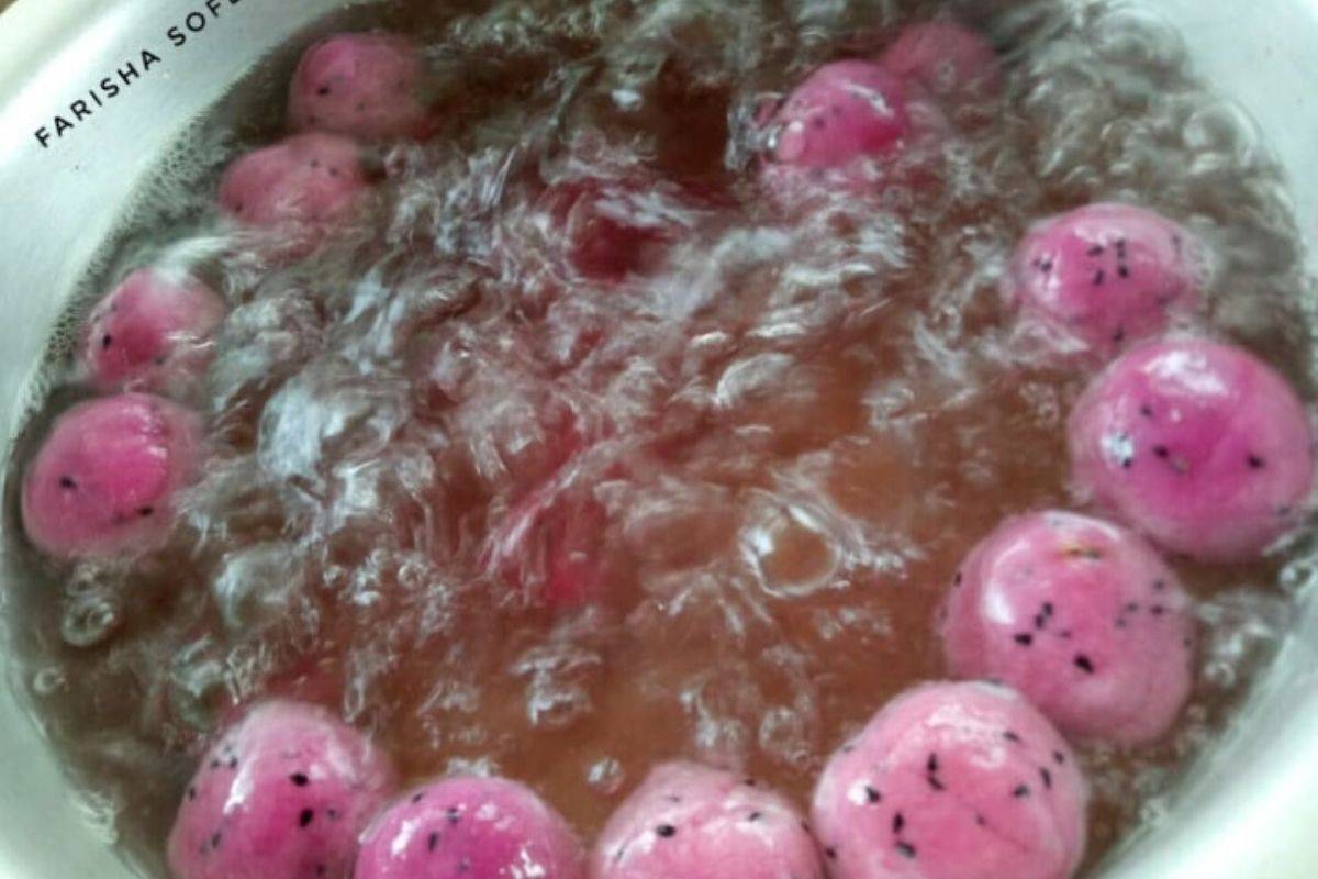 Langkah Masak Onde Onde Buah Naga, Berganda Enaknya - RASA